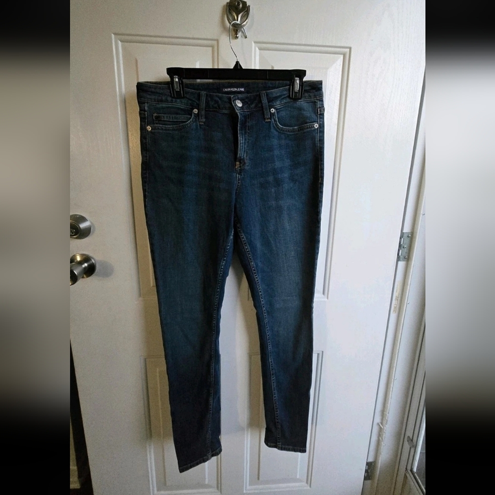 Calvin Klein Jeans Womens Dark Wash Stretch Straight Leg Denim Pants 31x30 NWOT